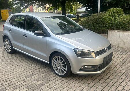 VW Polo Volkswagen 1.2 TSI Comfortline BMT Comfortlin...