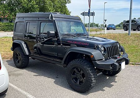 Jeep Wrangler Rubicon X, Weltreise-Umbau, Motor neu