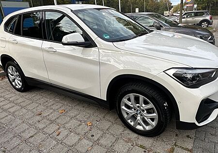 BMW X1 sDrive 18d Navi LED Rückfahrkamera TOP Zust.