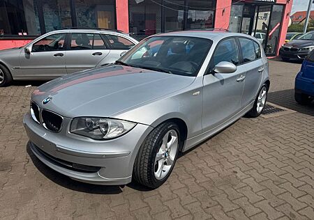 BMW 118i 118 Baureihe 1 Lim. .Navi.PDC.SHZ.HU NEU.