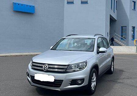 VW Tiguan Volkswagen | 1. Hand | TÜV neu 07/27 | 70.000 km