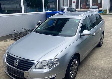 VW Passat Variant Volkswagen Variant Sportline XENON, AHK, TEMP, 8-FACH, ZR E