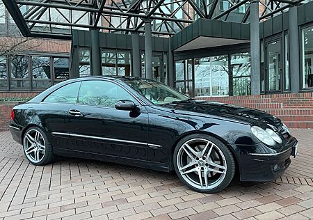 Mercedes-Benz CLK 500 5,5 l 405 PS exklusiv Elegance AMG