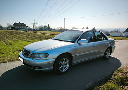 Opel Omega 2.2 16V