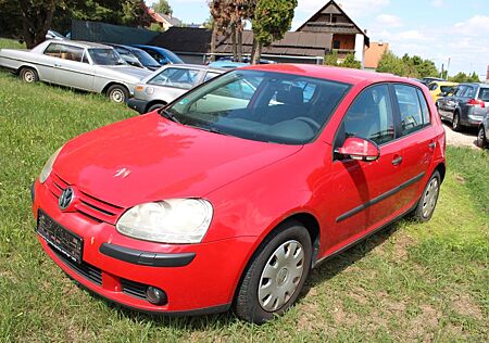 VW Golf Volkswagen V Lim. Trendline