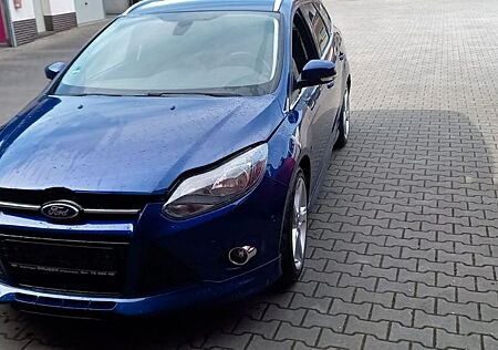 Ford Focus 1,6 EcoBoost 110kW Titanium Turnier Ti...
