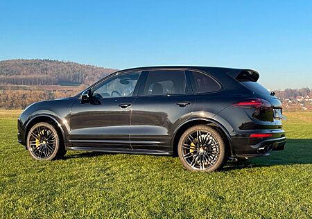 Porsche Cayenne Turbo S Turbo S