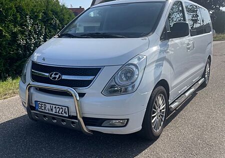 Hyundai H-1