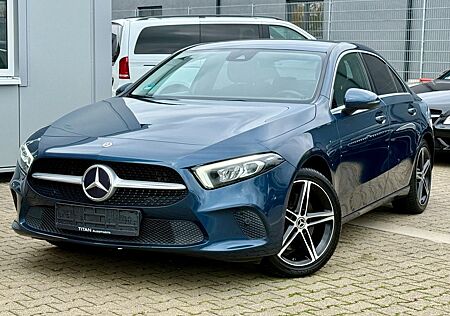Mercedes-Benz A 250 e Hybrid/TÜV neu/Leder/SHZ/Klima/Tempo/LED