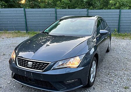 Seat Leon /ST 2.0 TDI DPF DSG/Xcellence/Panorama