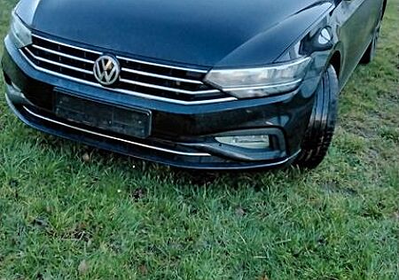 VW Passat Volkswagen 2.0 TDI SCR DSG -
