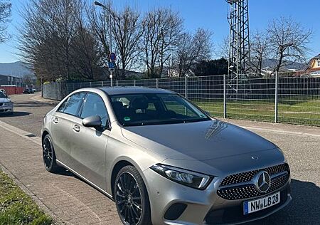 Mercedes-Benz A 220 4MATIC