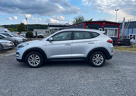 Hyundai Tucson blue Classic 2WD/NAVI/KAMERA /NEU TÜV
