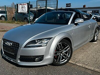 Audi TT Coupe/Roadster 1.8 TFSI S LINE