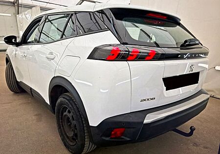 Peugeot 2008 1.2 Klimaaut./Navi/Netto 7350