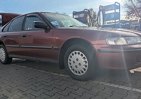 Honda Accord 1.8i LS