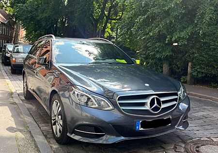 Mercedes-Benz E 200 BlueTEC T AVANTGARDE, ILS, AHK, Scheckheft