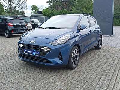 Hyundai i10 1.2 AT TREND+ 8"-NAVI RFK WINTERP. PDC 15"