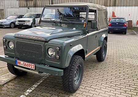 Land Rover Defender TD4 Neuaufbau ab 462 Euro