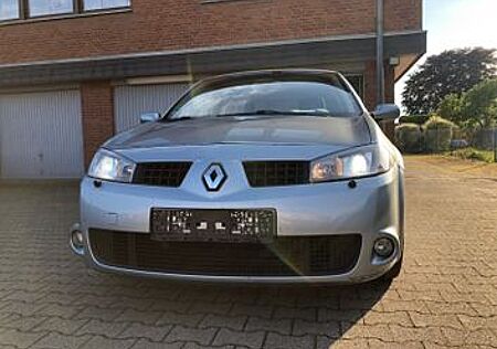 Renault Megane Sport 2.0 16V Sport
