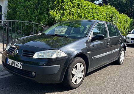 Renault Megane 1.6 16V Privilege Expression