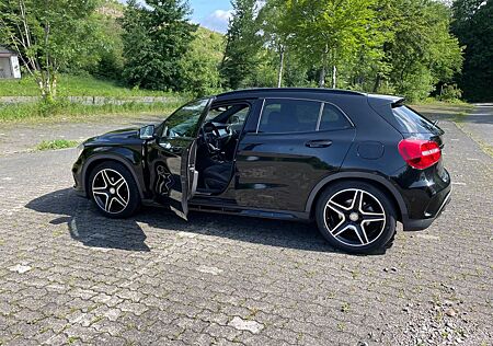 Mercedes-Benz GLA 200 AMG Line AMG Line Verkauf endet 26.06.25