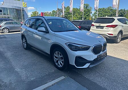 BMW X1 xDrive 25 e *LED*Navi*AHK*Kamera*