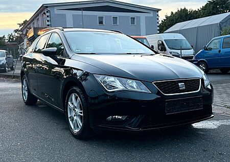 Seat Leon ST Style PDC SHZ Navi Tüv Neu