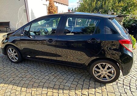 Toyota Yaris 1,33-l-Dual-VVT-i Club Club