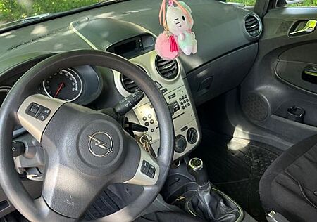 Opel Corsa 1.2 Twinport -