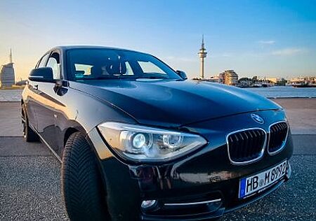 BMW 116i Sport Line Sport Line