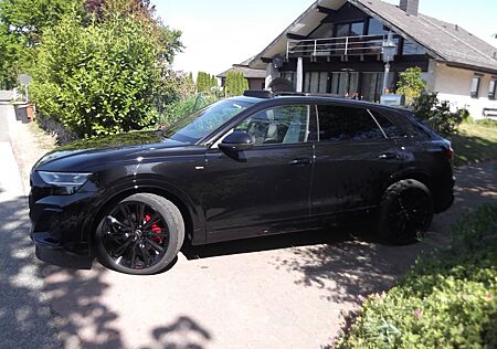 Audi Q8 50 TDI/PANO/LASER/S-Line Int/23/SExteriuer