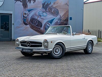 Mercedes-Benz SL 280 Pagode