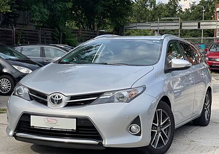 Toyota Auris 2.0 D-4D Touring Sports Edition,Navi,Kamer