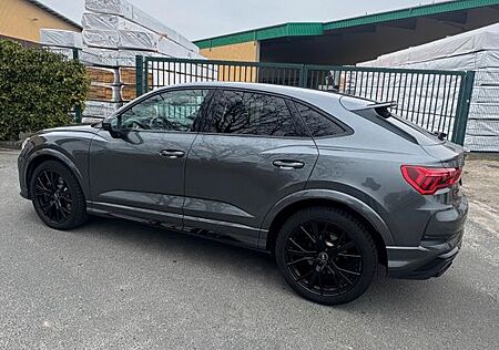 Audi RS Q3 RSQ3 2.5 TFSI S tronic quattro -