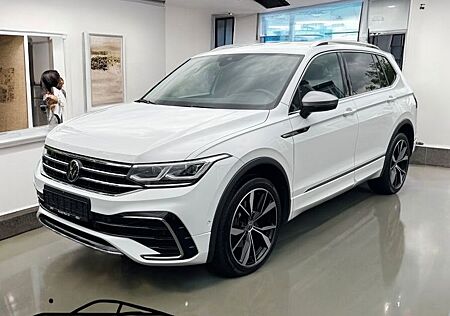 VW Tiguan Allspace Volkswagen R-Line 4Motion*HUD*AHK*Matrix