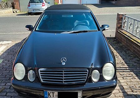 Mercedes-Benz CLK 230 KOMPRESSOR AVANTGARDE Avantgarde