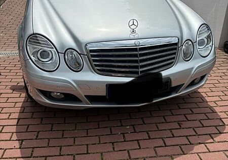 Mercedes-Benz E 220 CDI CLASSIC Classic