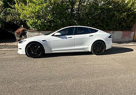 Tesla Model S Tri-Motor Allradantrieb Plaid Plaid