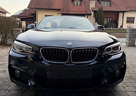 BMW 220d Cabrio - M Sport Design XENON+NAVI+SHZ