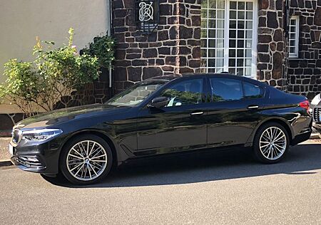 BMW 530d xDrive A -