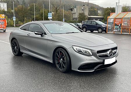 Mercedes-Benz S 63 AMG S 63 Mercedes-AMG 4MATIC Coupé AMG