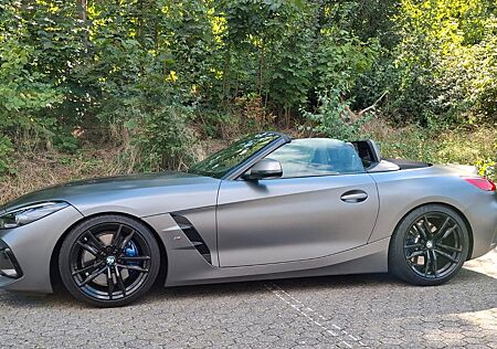 BMW Z4 M40i tiefer, Garantie, Service Inkl., Keram.