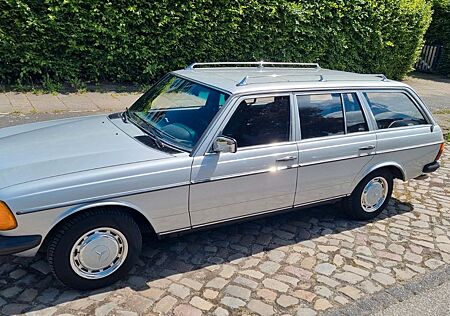 Mercedes-Benz 280 TE