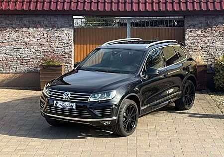 VW Touareg Volkswagen V6 TDI R-Line Terrain Tech 4Motion