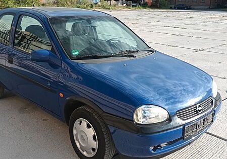 Opel Corsa 1.2 16V World Cup World Cup HU AU NEU !