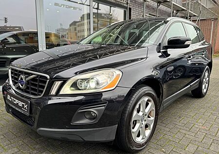 Volvo XC 60 XC60 2.4 D5 Summum Drive 1.Hand 5Zylind AHK 8xLM