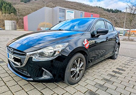 Mazda 2 SKYACTIV-G 75 Center-Line Center-Line