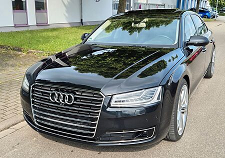 Audi A8 3.0 TDI clean diesel L quattro Head-Up Navi