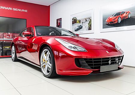 Ferrari GTC4Lusso V12